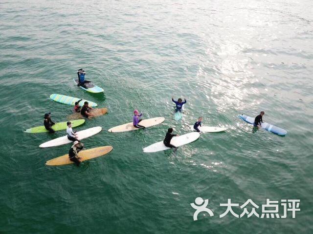 潍坊昌邑市：手绘年画贺新春